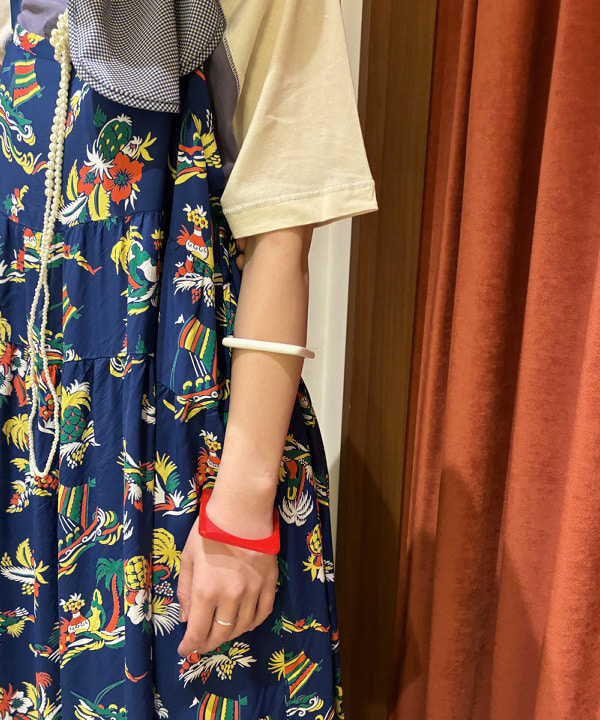 森川 夏衣さんの「BEAMS WOMEN｜リネン ソリッド イージー ＜イージーケア＞」を使ったコーディネート