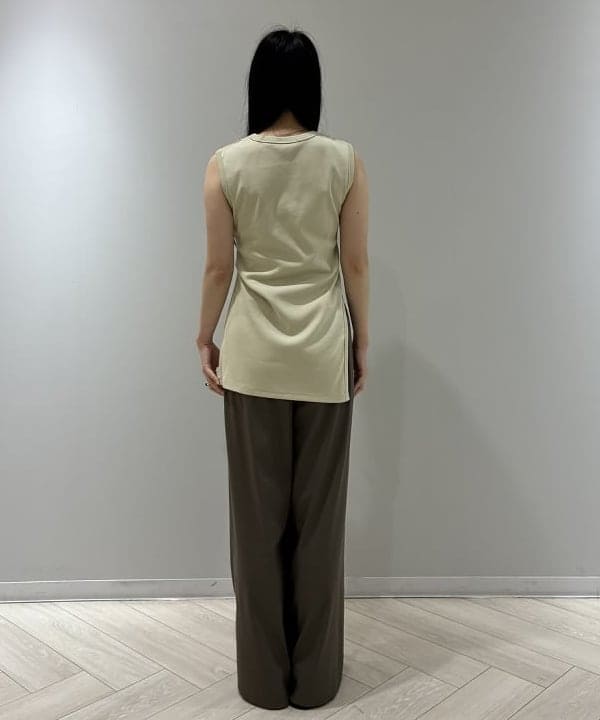 OSUMIさんの「BEAMS WOMEN｜スリット ノースリーブ チュニック」を使ったコーディネート
