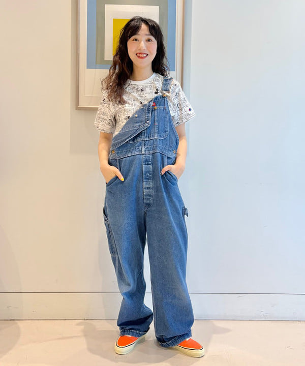 おのすさんの「BEAMS WOMEN｜VANS / VANS For BEAMS BOY Authentic Vintage Orange」を使ったコーディネート