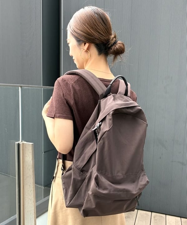 蒲原 捺美さんの「BEAMS WOMEN｜ブークレ クルーネック Tシャツ」を使ったコーディネート