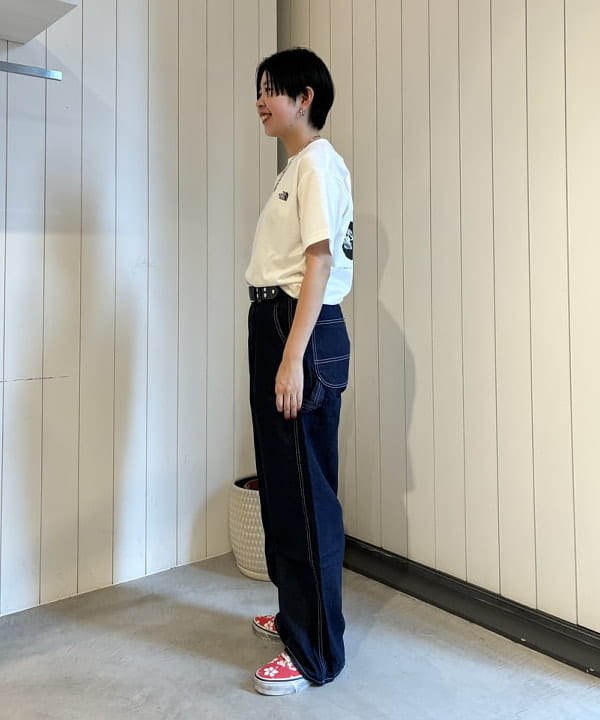 ミナミマリコさんの「BEAMS WOMEN｜THE NORTH FACE / ショートスリーブ ベース キャンプ ダッフル グラフィック Tシャツ」を使ったコーディネート