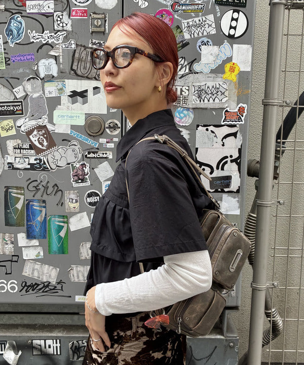 れいなさんの「BEAMS WOMEN｜シアー ティアード ハーフスリーブ シャツ」を使ったコーディネート