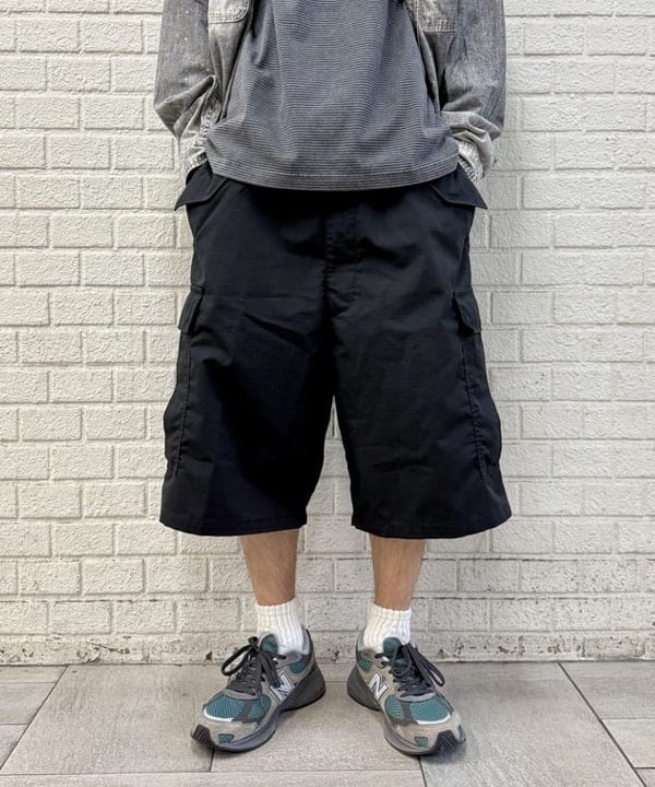 山本 泰紀さんの「BEAMS WOMEN｜BEAMS / ビッグ 6ポケット カーゴ ショーツ」を使ったコーディネート