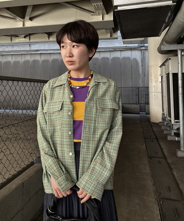 森川 夏衣さんの「BEAMS WOMEN｜サテン ホーボ ーバッグ」を使ったコーディネート