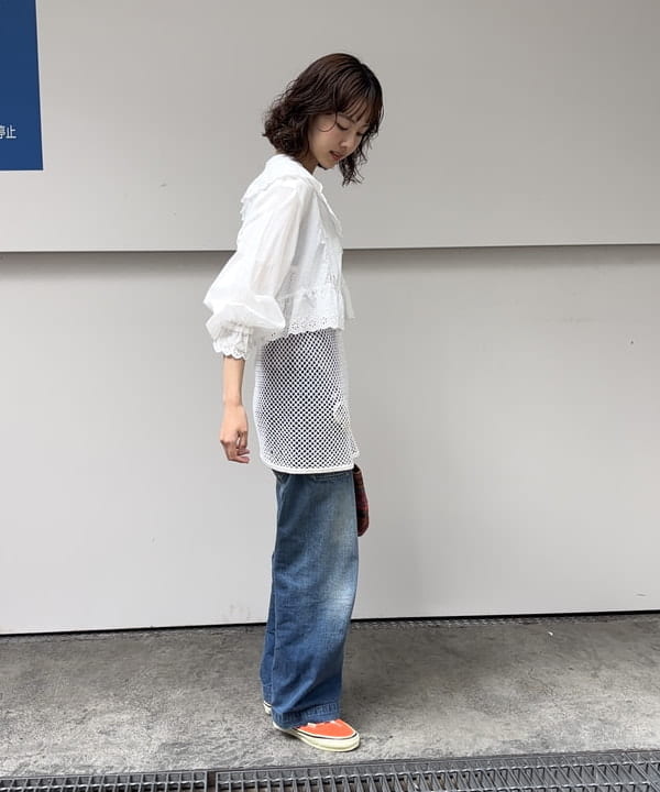 み　う　ちさんの「BEAMS WOMEN｜VANS / VANS For BEAMS BOY Authentic Vintage Orange」を使ったコーディネート