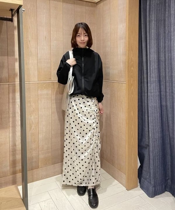 梅雨を軽やかに彩るモノトーン