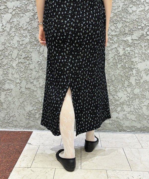 マツモト アカネさんの「BEAMS WOMEN｜リンクル ドルマン 2ボタン ダブル ジャケット」を使ったコーディネート