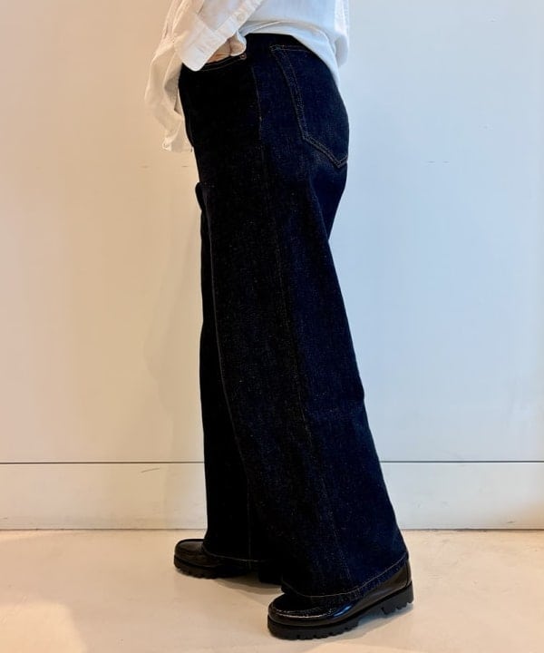 木村 梨香さんの「BEAMS WOMEN｜ワイド デニム パンツ」を使ったコーディネート