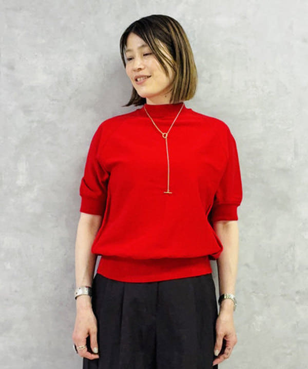 岩沢 珠代さんの「BEAMS WOMEN｜AK+1 / モックネック ハーフスリーブ スウェット」を使ったコーディネート