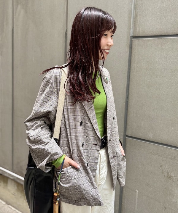 SHINAGAWAさんの「BEAMS WOMEN｜チェック ダブル ジャケット ＜オフィスカジュアル / セットアップ対応 / オンオフ兼用＞」を使ったコーディネート