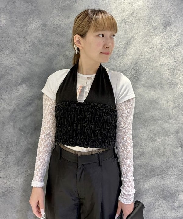遠藤 かなたさんの「BEAMS WOMEN｜シアー レイヤード 1タック パンツ」を使ったコーディネート