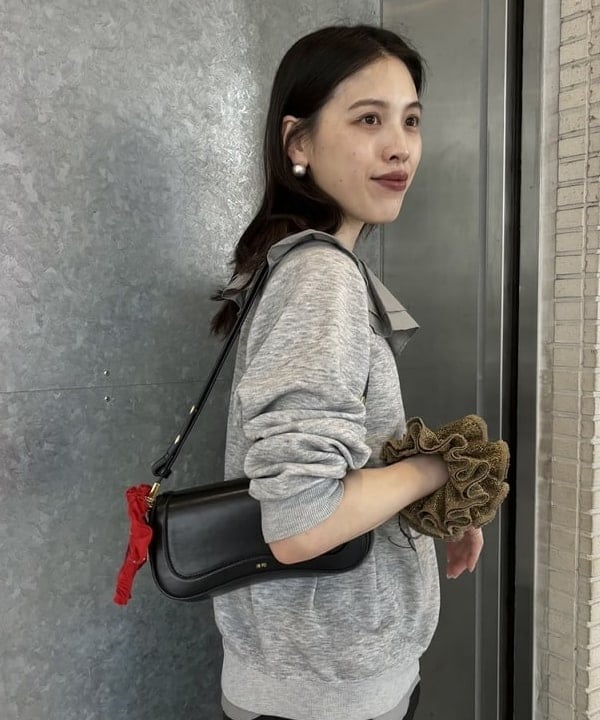 神坂 莉子さんの「BEAMS WOMEN｜シアー レイヤード 1タック パンツ」を使ったコーディネート