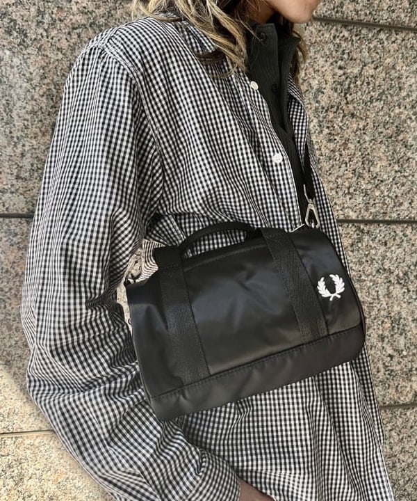 Ryohei Takataさんの「BEAMS WOMEN｜ショート リブ ポロシャツ【ワイドショートフィット】」を使ったコーディネート