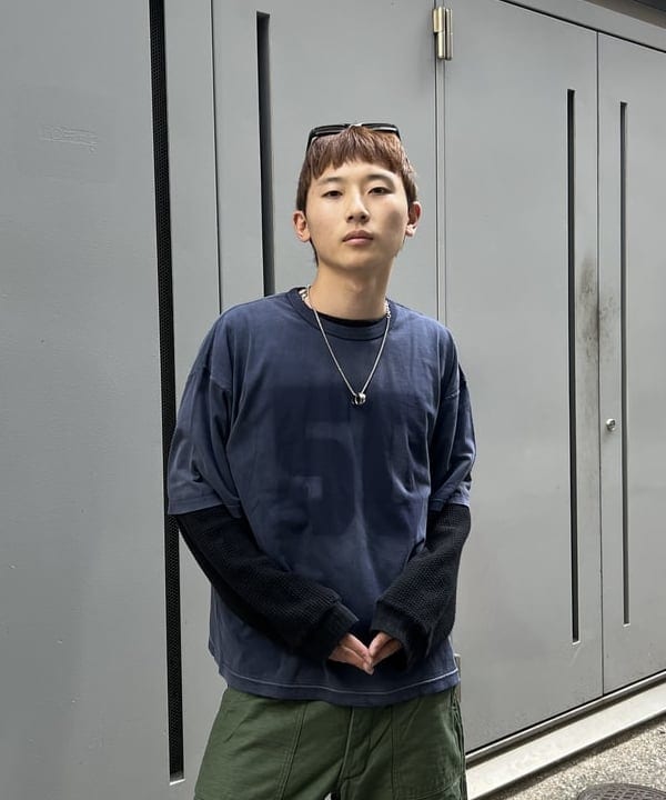 照田 拓史さんの「BEAMS WOMEN｜フェード ナンバリング Tシャツ【ワイドショートフィット】」を使ったコーディネート