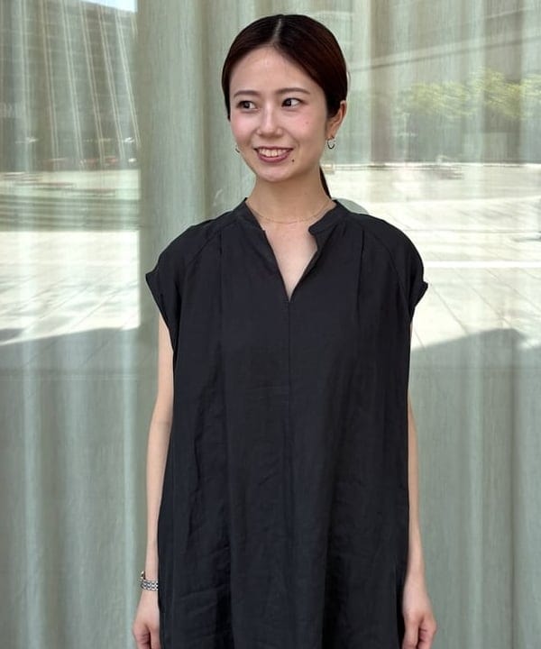 蒲原 捺美さんの「BEAMS WOMEN｜TICCA / リネン フレンチスリーブ バルーン ワンピース」を使ったコーディネート