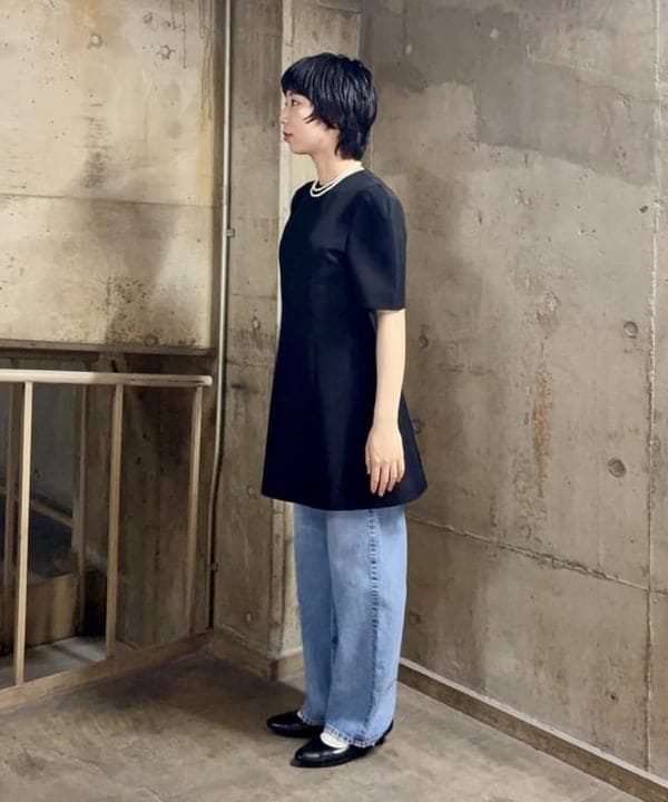イナダさんの「BEAMS WOMEN｜【別注】upper hights / THE NIECE MIDRISE デニムパンツ」を使ったコーディネート