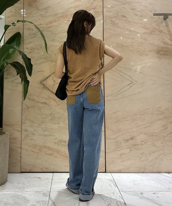 茂野 真楓さんの「BEAMS WOMEN｜MAISON CORNICHON / スリーブレス Tシャツ」を使ったコーディネート