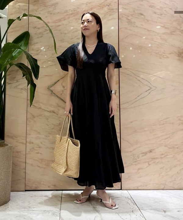 関 桂子さんの「BEAMS WOMEN｜【別注】MARIHA / せせらぎのワンピース ソリッド」を使ったコーディネート