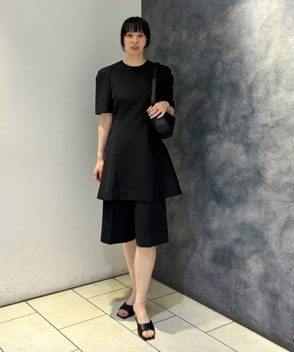 OSUMIさんの「BEAMS WOMEN｜ダブル クロス ショート パンツ」を使ったコーディネート