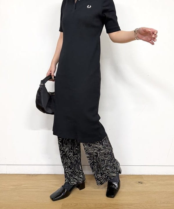 松本 佳菜子さんの「BEAMS WOMEN｜サテン ホーボ ーバッグ」を使ったコーディネート