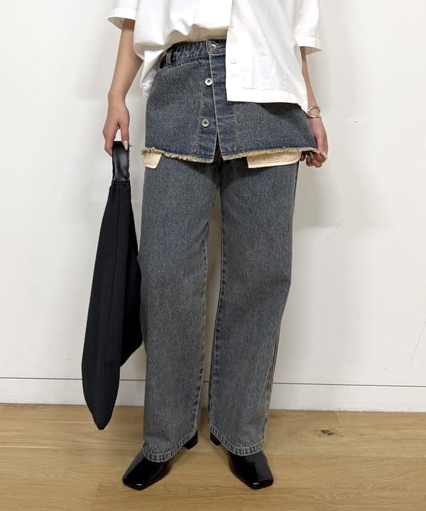 松本 佳菜子さんの「BEAMS WOMEN｜デニムスカート レイヤード パンツ」を使ったコーディネート
