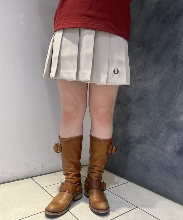 星野 真依さんの「BEAMS WOMEN｜【別注】FRED PERRY / Twin Tipped ポロシャツ G3600」を使ったコーディネート