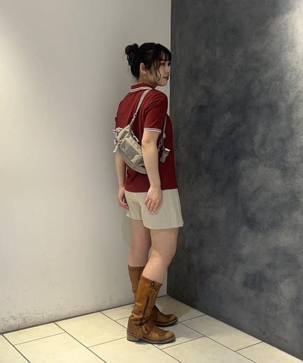 星野 真依さんの「BEAMS WOMEN｜【別注】FRED PERRY / Twin Tipped ポロシャツ G3600」を使ったコーディネート