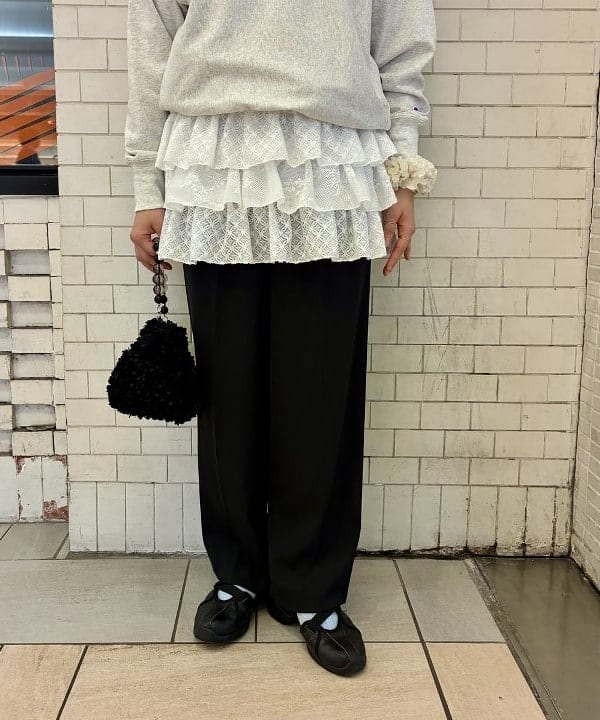 葛岡 七海さんの「BEAMS WOMEN｜【別注】Champion / ボーイ リバースウィーブ(R) クルー」を使ったコーディネート