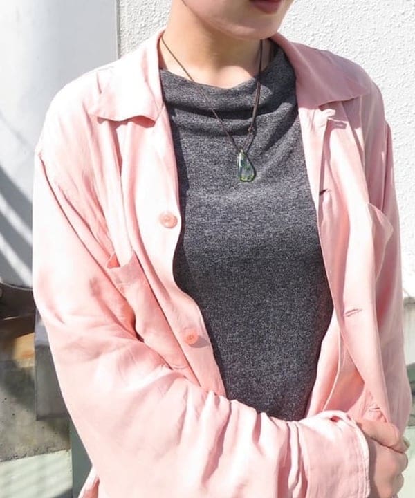 森川 夏衣さんの「BEAMS WOMEN｜STYLE EYES / PLAIN LONG SLEEVED SHIRT」を使ったコーディネート