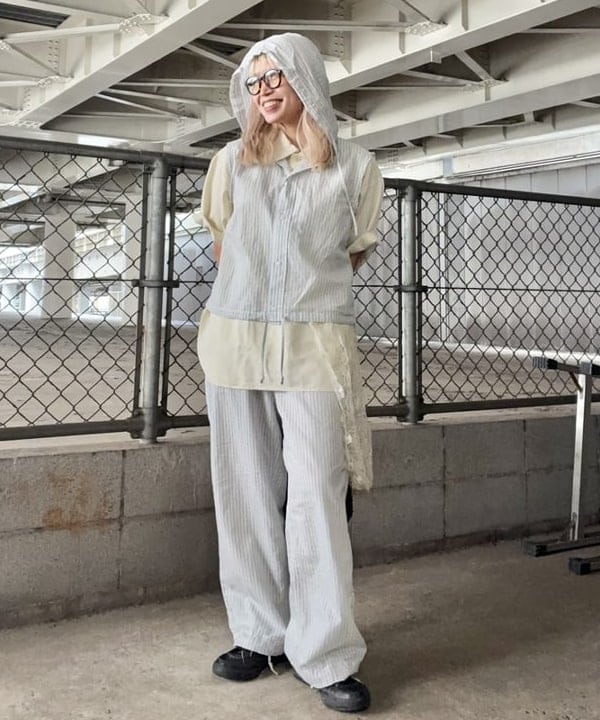 みやさかさんの「BEAMS WOMEN｜ミリタリー プルオーバー シャツ 【ワイドフィット】」を使ったコーディネート