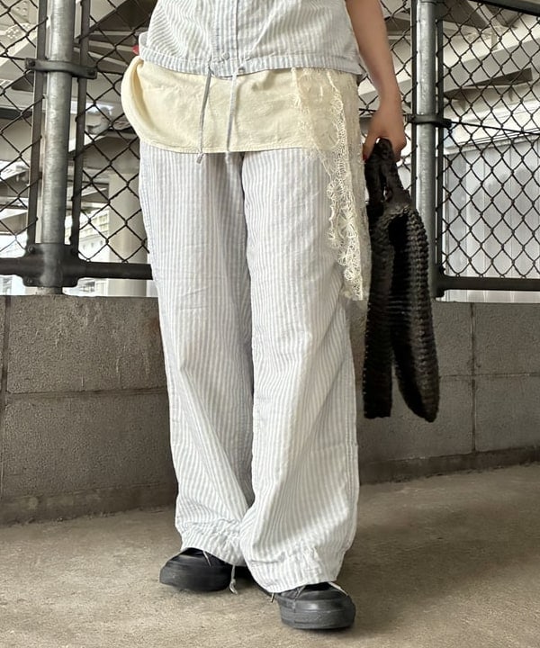 みやさかさんの「BEAMS WOMEN｜ミリタリー プルオーバー シャツ 【ワイドフィット】」を使ったコーディネート