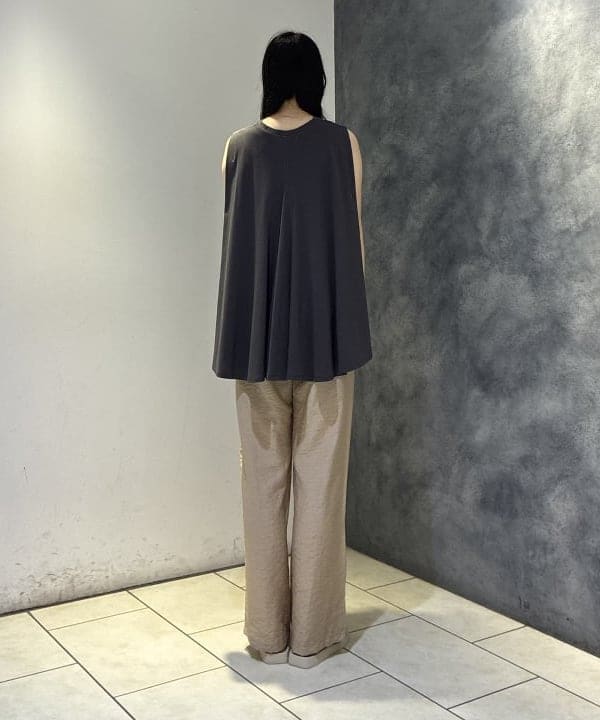 OSUMIさんの「BEAMS WOMEN｜【接触冷感・UVカット】コットン バックフレア ノースリーブ プルオーバー」を使ったコーディネート