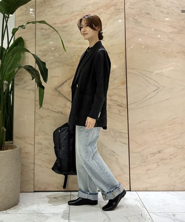 茂野 真楓さんの「BEAMS WOMEN｜COG THE BIGSMOKE / HIBA バックフレアートップス」を使ったコーディネート
