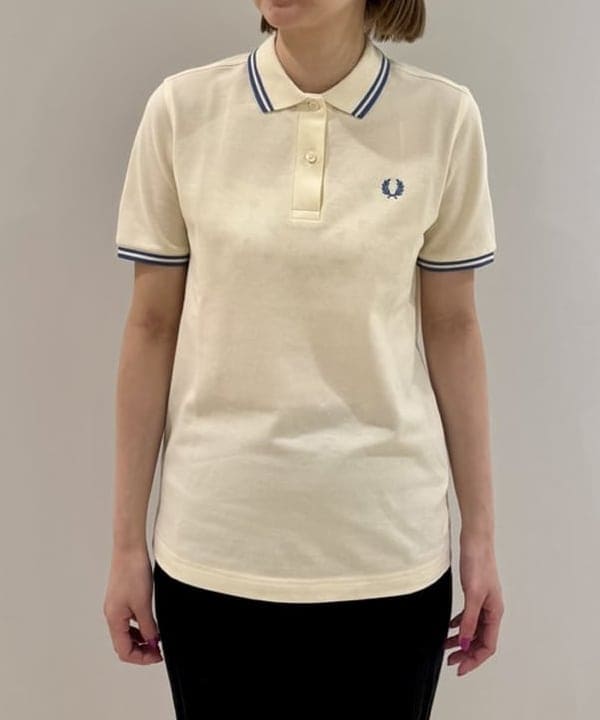 reinaさんの「BEAMS WOMEN｜【別注】FRED PERRY / Twin Tipped ポロシャツ G3600」を使ったコーディネート