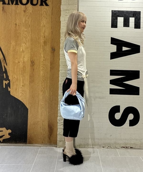 ando naoさんの「BEAMS WOMEN｜ボーイ ベーシック Tシャツ」を使ったコーディネート