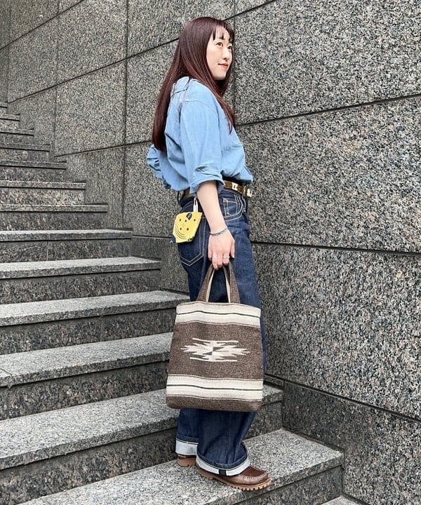 イシイ サオリさんの「BEAMS WOMEN｜【別注】WAREHOUSE & CO. / ボーダー Tシャツ」を使ったコーディネート