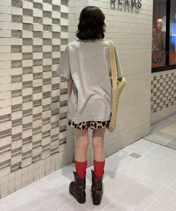 amaさんの「BEAMS WOMEN｜ダメージ オーバー Tシャツ」を使ったコーディネート