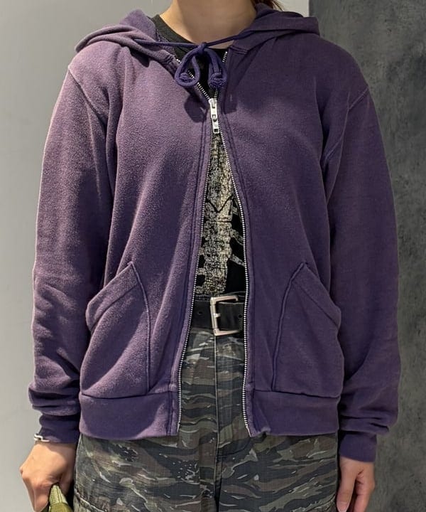たぐみさんの「BEAMS WOMEN｜【別注】BRIEFING / ミリタリー キット バッグ &rdquo;OLIVE&rdquo;」を使ったコーディネート