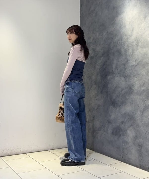 SAEさんの「BEAMS WOMEN｜RED CARD TOKYO / Anniversary Wide デニムパンツ」を使ったコーディネート