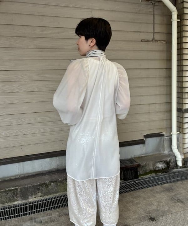 森川 夏衣さんの「BEAMS WOMEN｜オーガンジー リボンブラウス」を使ったコーディネート