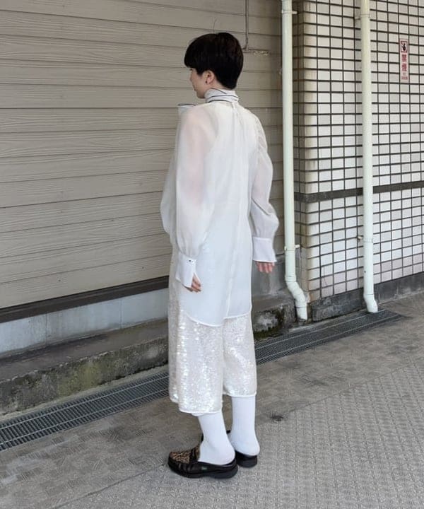 森川 夏衣さんの「BEAMS WOMEN｜オーガンジー リボンブラウス」を使ったコーディネート