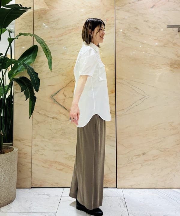 岩沢 珠代さんの「BEAMS WOMEN｜キュプラ イージーパンツ」を使ったコーディネート