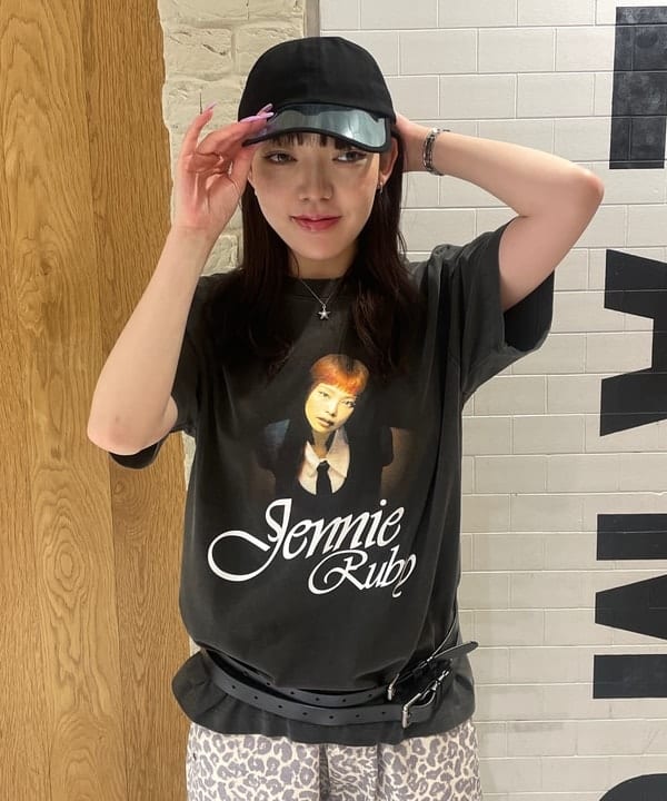 rinnaさんの「BEAMS WOMEN｜プリント ダブルニーショーツ【ワイドストレートフィット】」を使ったコーディネート