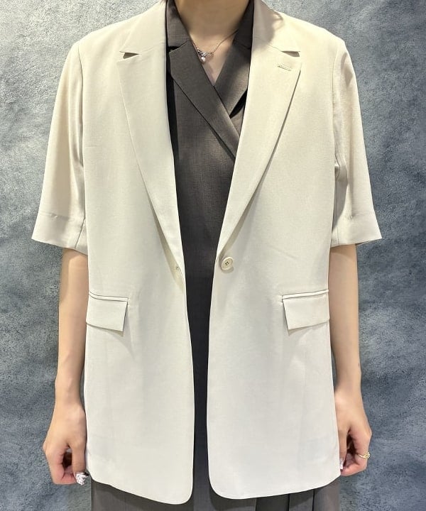 中田 優紀子さんの「BEAMS WOMEN｜シアー ハーフスリーブ ジャケット」を使ったコーディネート
