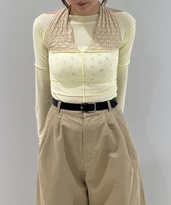 reinaさんの「BEAMS WOMEN｜2タック カーブ バレル チノパンツ」を使ったコーディネート