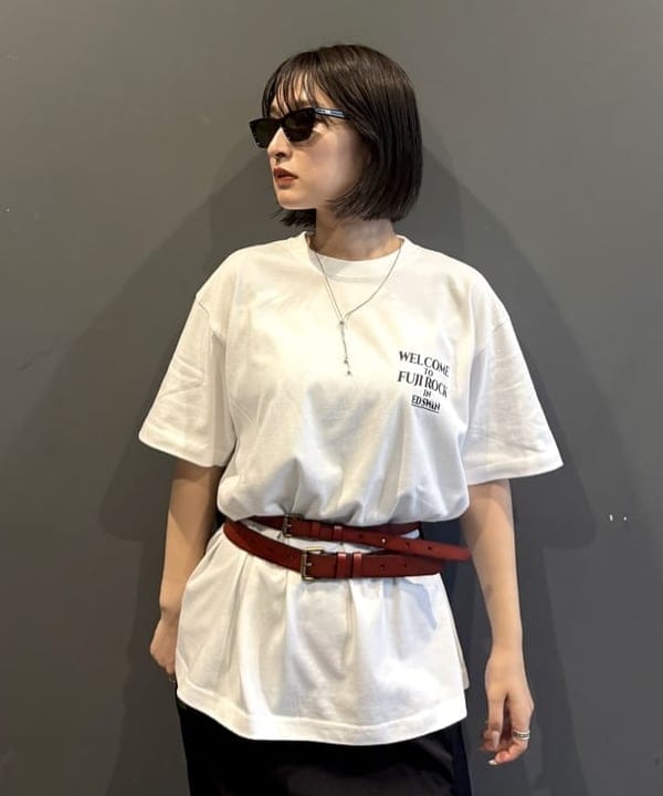 松本 佳菜子さんの「BEAMS WOMEN｜ワイド ダブル バックル ベルト」を使ったコーディネート