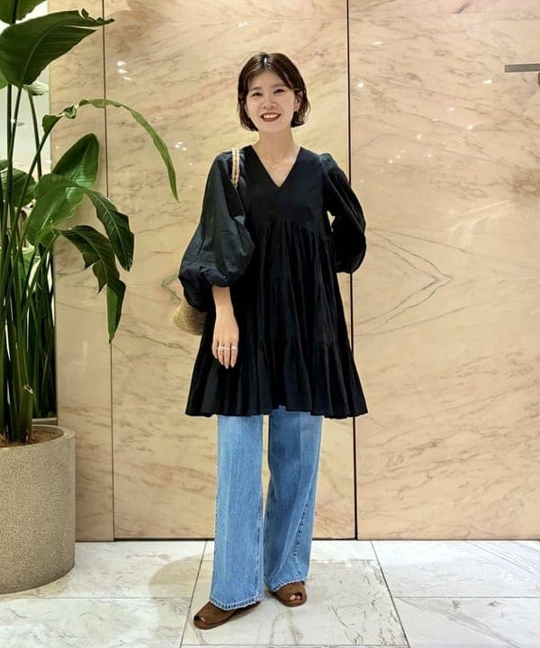 AONO SHIKAMAさんの「BEAMS WOMEN｜【別注】MARIHA / エンジェルのミニワンピース」を使ったコーディネート