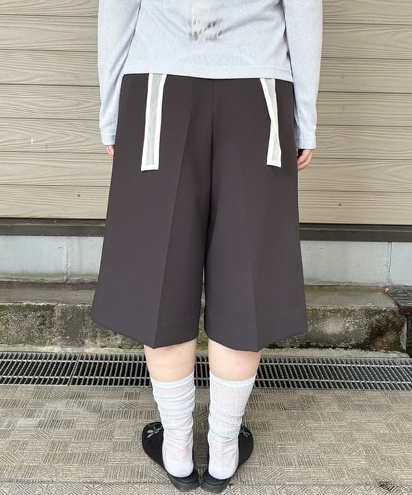 晶さんの「BEAMS WOMEN｜【別注】FRED PERRY / ロングスリーブ ボタン ポロシャツ」を使ったコーディネート