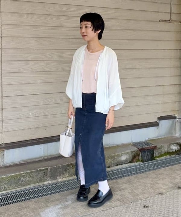 イナダさんの「BEAMS WOMEN｜AK+1 / エアリー ナイロン ブルゾン」を使ったコーディネート