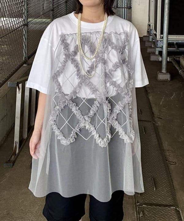 早川 萌子さんの「BEAMS WOMEN｜チノ ショーツ」を使ったコーディネート